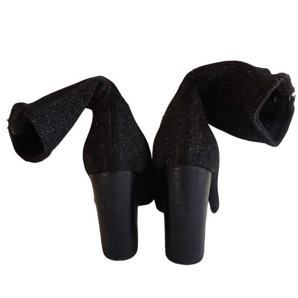 Kendall + Kylie Hailey Sock Booties Black - Picture 5 of 5